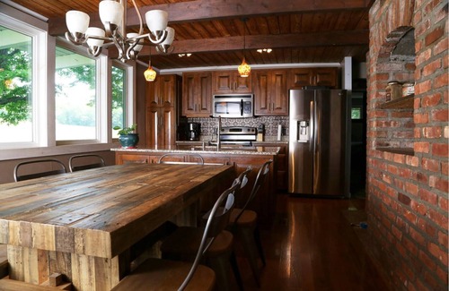 Stamford House | Catskill Hidden Getaway with amazing great room, views, and room for everyone!