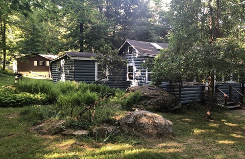 Smallwood Cabin | Catskills Cabin located 10 mins to Bethel Woods outdoor music venue!