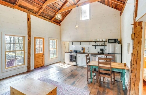 Town of New Baltimore Cabin | Catskills Cabin on 100 Wooded Acres with Lake