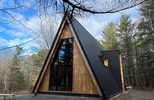 Prattsville Ski Chalet | Catskills Cozy Hollow - Luxurious secluded A-frame in peaceful forest.