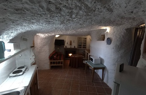 Pegalajar Other | Cave to disconnect