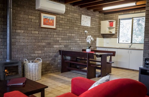 Cowaramup Ski Chalet | Caves Road Chalets. Gorgeous Rustic Loft Style Chalets