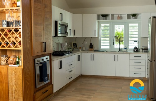 Nagua House | Cayenas Tropical Beach House
