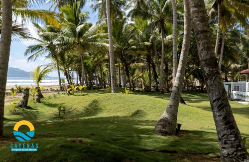 Nagua House | Cayenas Tropical Beach House