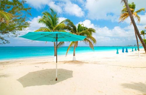 Seven Mile Beach Apartment | Cayman Luxury Rentals at Cayman Club # 25