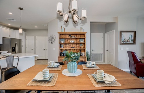 Ocotillo Condo | Cays Rental w/Golf Moments Away! 30 Night Min!