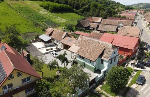 Mosna House | Cazare La Cetate