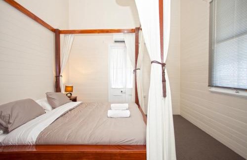 Mackay House | CBD Holiday Home