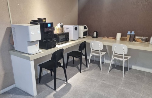 Hyoja Hotel | CC Hotel