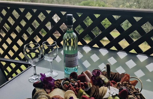 Rosebrook Cabin | Cedar Cottage - Amazing views, private jacuzzi