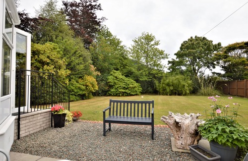 Rashfield Apartment | Cedar Cottage at Rashfield nr Dunoon-sleeps up to 6-Pet Friendly(1 max)