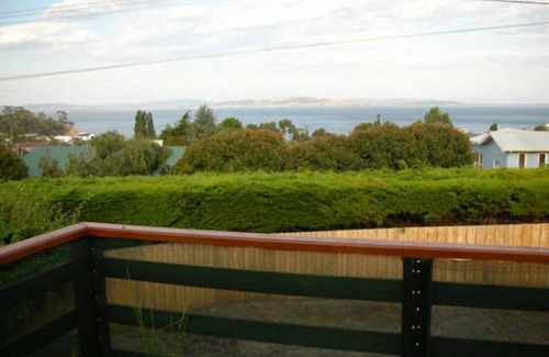 Blackmans Bay House | Cedar Cottages Blackmans Bay - Cedar Cottage