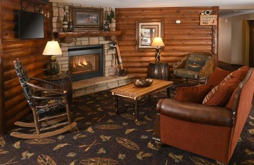 Rothschild Hotel | Cedar Creek Hotel Wausau - Rothschild