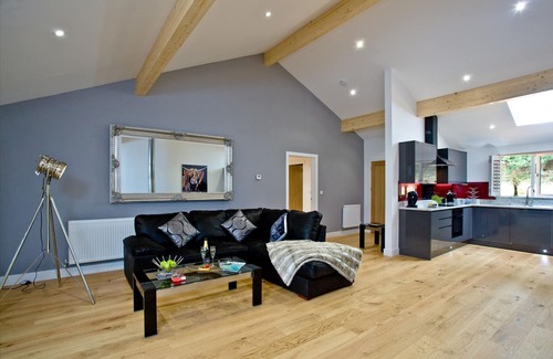 Exeter Cabin | Cedar Lodge, South View Lodges, Exeter