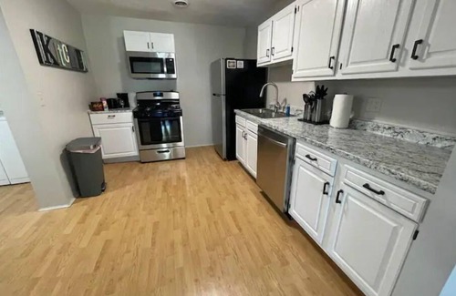 Norwalk House | Cedar Point/Kalahari/Summit Race/Sports Park