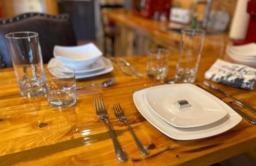 Springville Apartment | Cedar Post Lodge