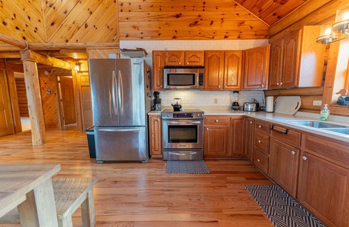 Gould City Cabin | Cedars on South:Crisp Air and Stunning Views – Your Fall Escape!