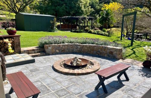 Boambee House | Cedarvale Cottage