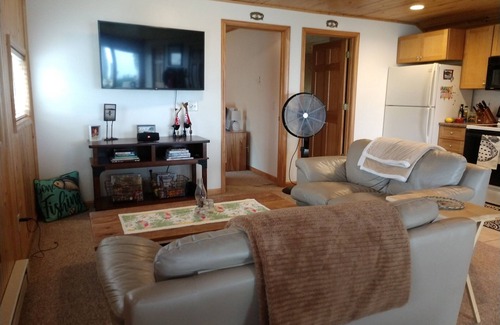 Cedarville House | Cedarville Bay Cabin with Private boat launch
