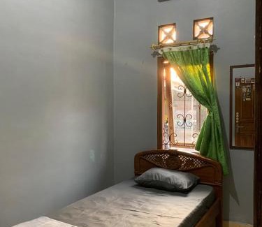 Wirobrajan House | Cedhak Malioboro Homestay