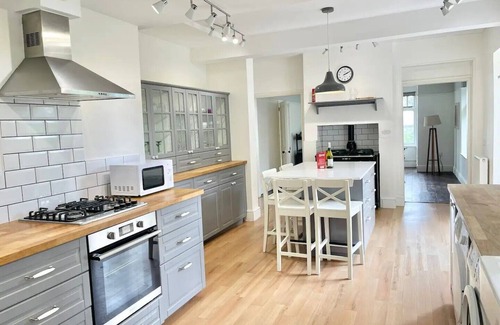 Llanelli House | Cefn Goleu | Hidden Coastal Gem| Pass the Keys