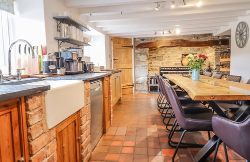 Cwmtirmynach Cottage | Cefn Nannau