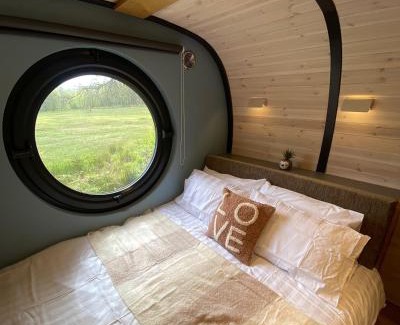 Cwm-twrch Isaf Cabin | Celtic Minor Pods