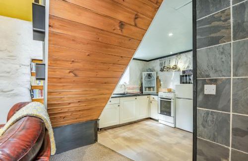 Brynrefail House | Celyn Farm Cottage