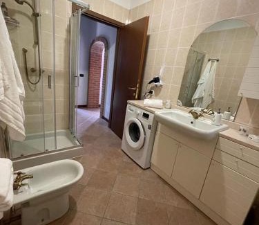 Fara Novarese House | Centenario affittacamere