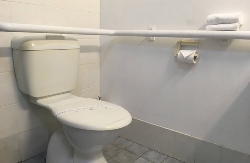 Oxley Hotel | Centenary Motor Inn