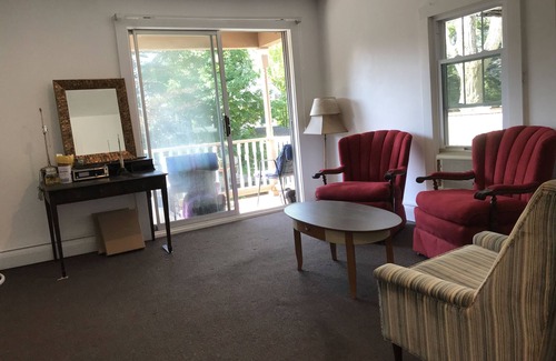 Chautauqua House | Center of Chautauqua Institution Second-floor Apartment