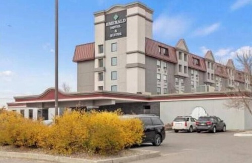 Highland Park Apartment | CenterStreet-Cozy 2bedroomSuite