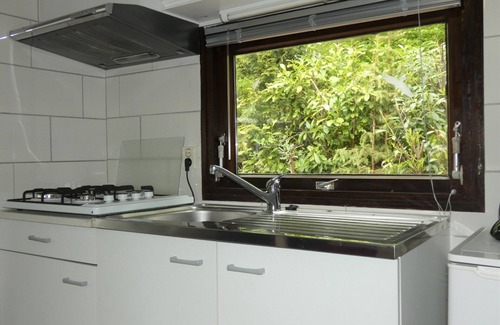 Marum Ski Chalet | Centraal gelegen op de grens van Friesland,Groningen,Drenthe direct tegen bos.