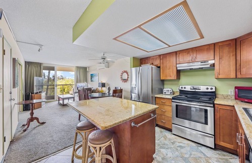 Kihei Apartment | Central 1 bedroom gorgeous beaches