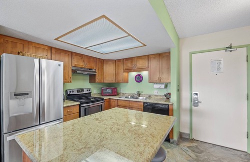 Kihei Apartment | Central 1 bedroom gorgeous beaches