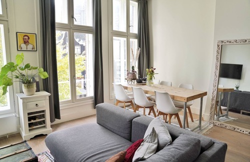 Binnenstad Apartment | Central apartment next to the Dam Square