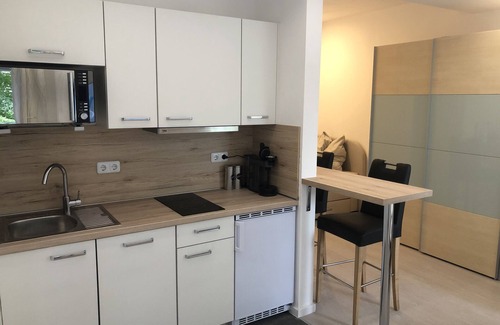 Sudstadt Apartment | Central Apartment near Messe