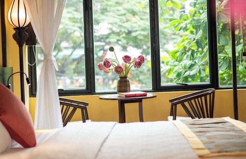 Old Quarter Apartment | Central Art Boutique Railside Respite 2bds Washer