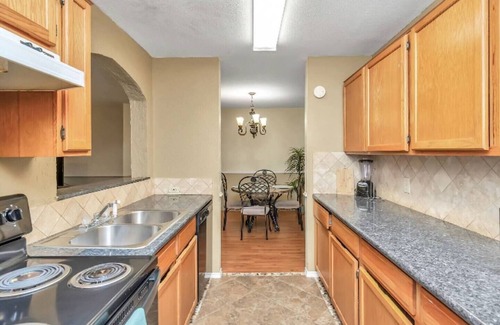 Greater Fondren Southwest House | CENTRAL BELLAIRE SUGAR LAND 2 BD 2 BATH