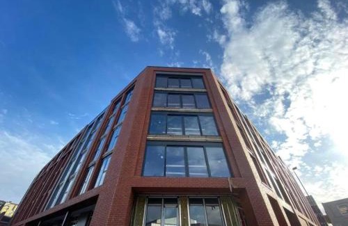 Moffat Apartment | Central Birmingham Apartment 2 Bedrooms, 2 Bathrooms, Stylish Stay