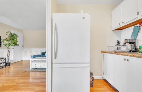 Central Manchester Apartment | Central Chic Pad - with Free Parking, Heat & AC