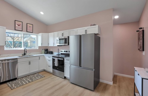 Olde Towne East House | Central Columbus -1BR Cozy Retreat -Old Towne East