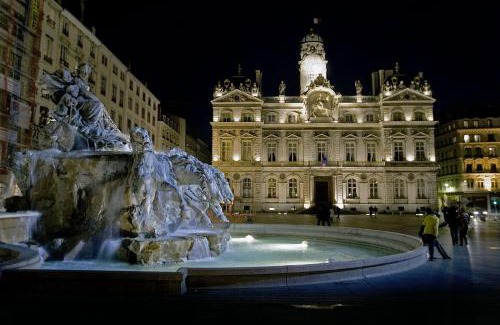 Griffon - Royale Apartment | Central & Cosy 2BR Opera/Terreaux - Check-in 24/7