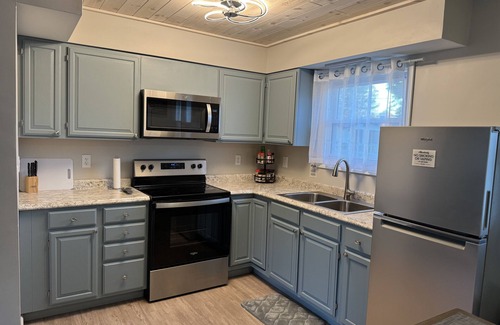 St. Helen Cottage | Central Dispatch Cottage near Lake, and ORV Trails with Garage
