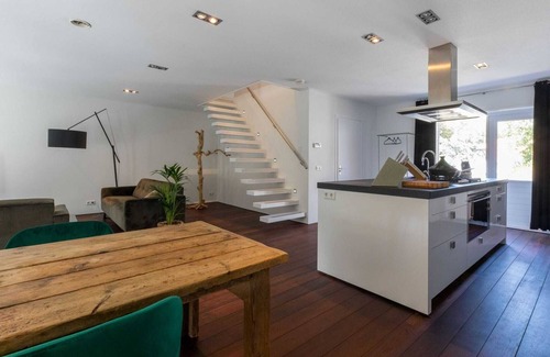 Domburg House | Central Domburg Apartment