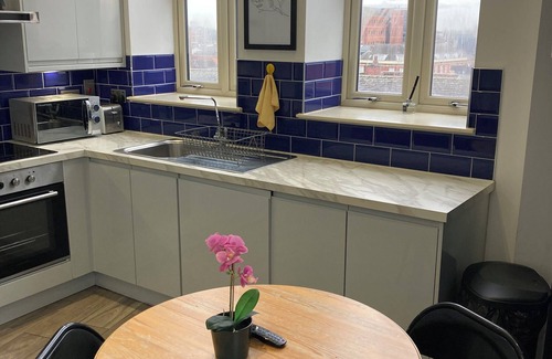 Doncaster Apartment | Central Doncaster 1BED 1BATH Pent-Apartment