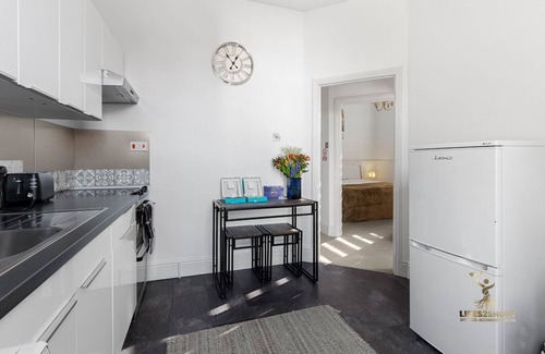 Exeter Apartment | Central Exeter Apartment Kimberley Road