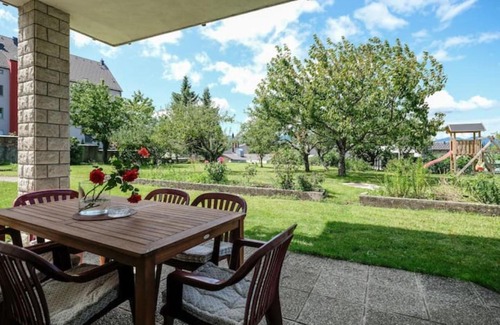 Postojna Apartment | Central Garden House (family friendly!)