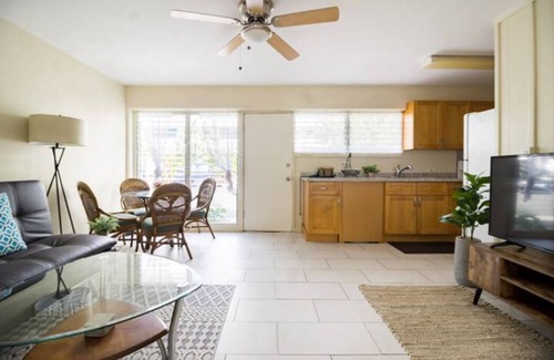 Makiki Condo | Central HNL Condo, Bike-Bus Friendly, Pet-Friendly!