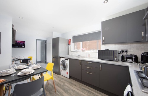 Ashford House | Central home for Contractors, travellers, businesses and families